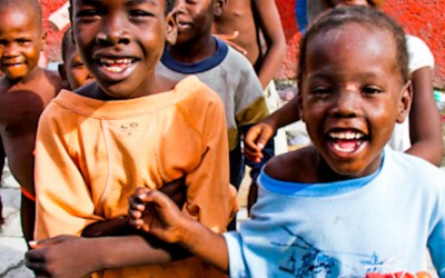 Regardless of the difficult situation in the country, children play without losing their childhood. Port-Au-Prince, Haiti, 2012.